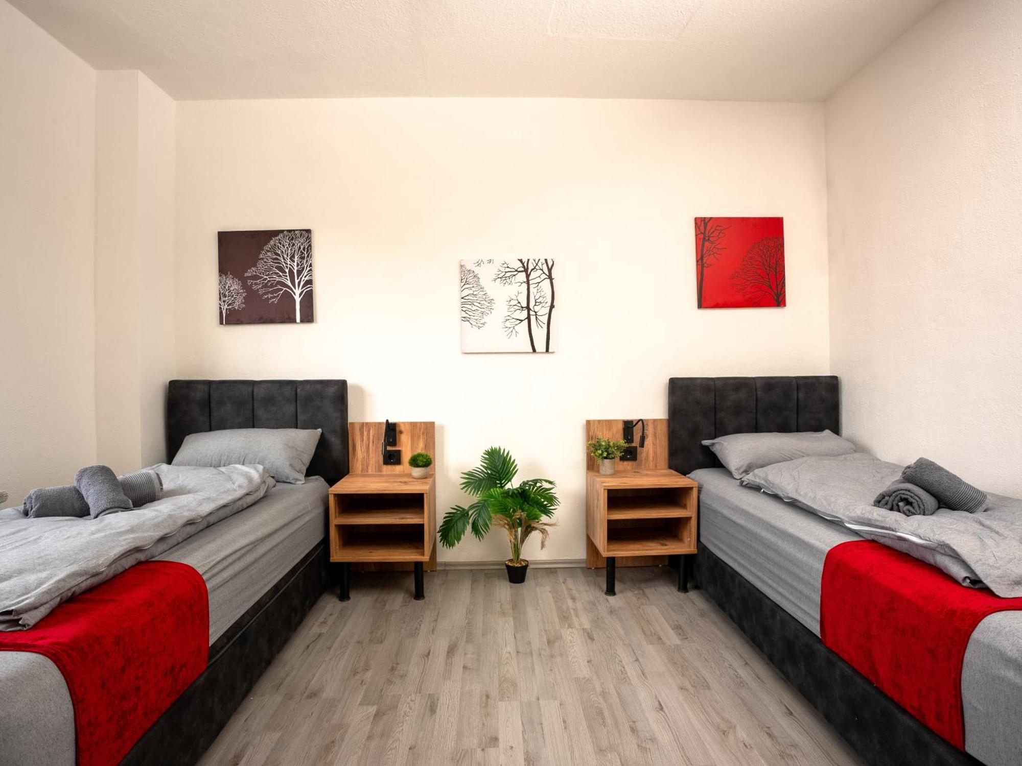 Serviceroom24 - Apartment 4 In Herten Wlan - Smart-Tv - 24-7 Check-In Und Kueche Dış mekan fotoğraf