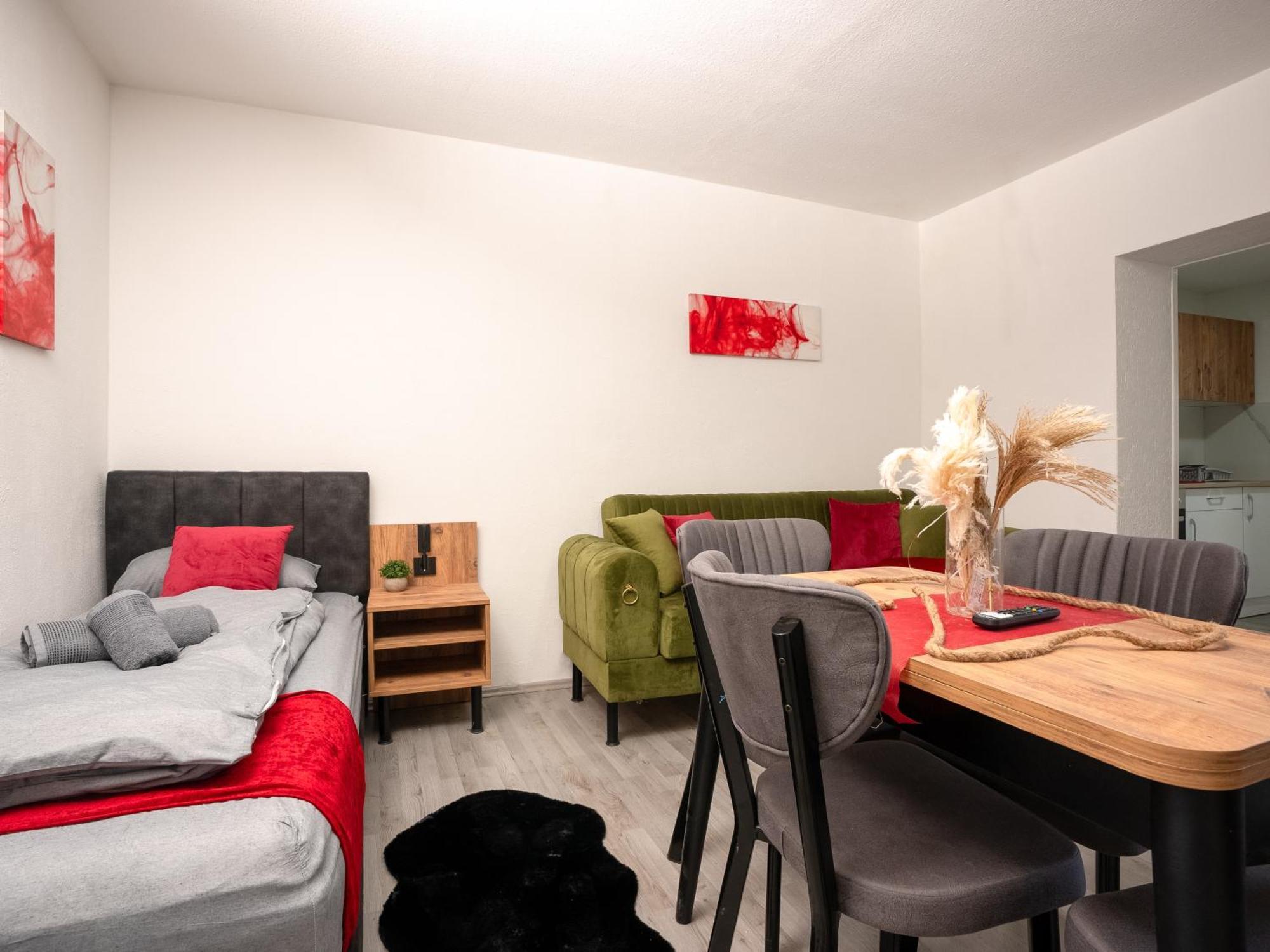 Serviceroom24 - Apartment 4 In Herten Wlan - Smart-Tv - 24-7 Check-In Und Kueche Dış mekan fotoğraf
