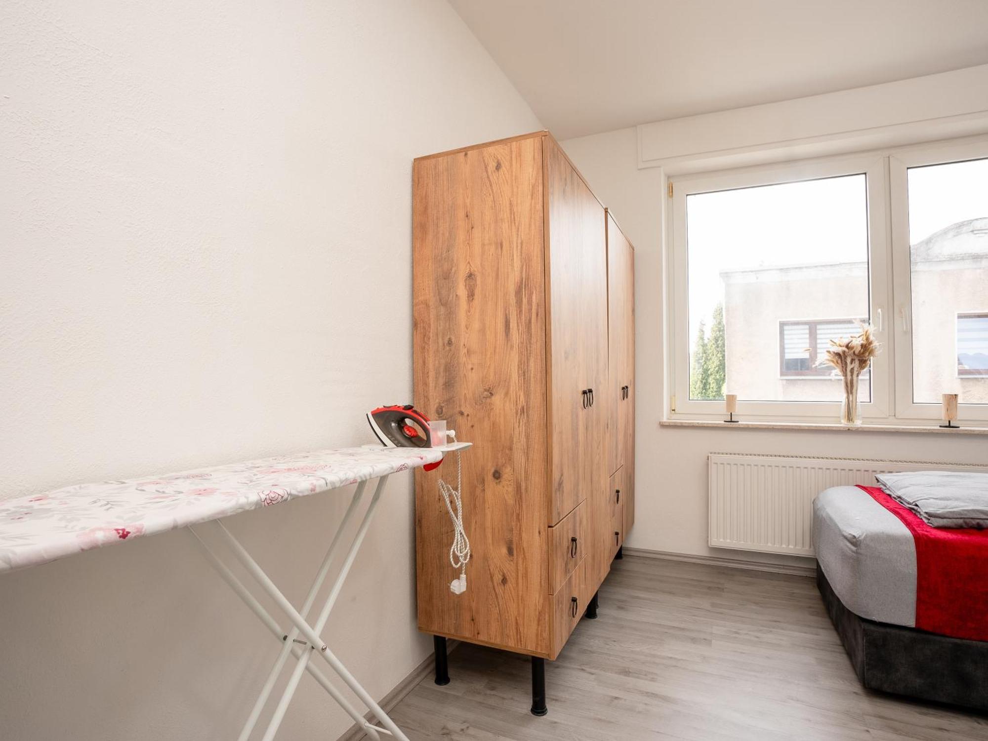 Serviceroom24 - Apartment 4 In Herten Wlan - Smart-Tv - 24-7 Check-In Und Kueche Dış mekan fotoğraf